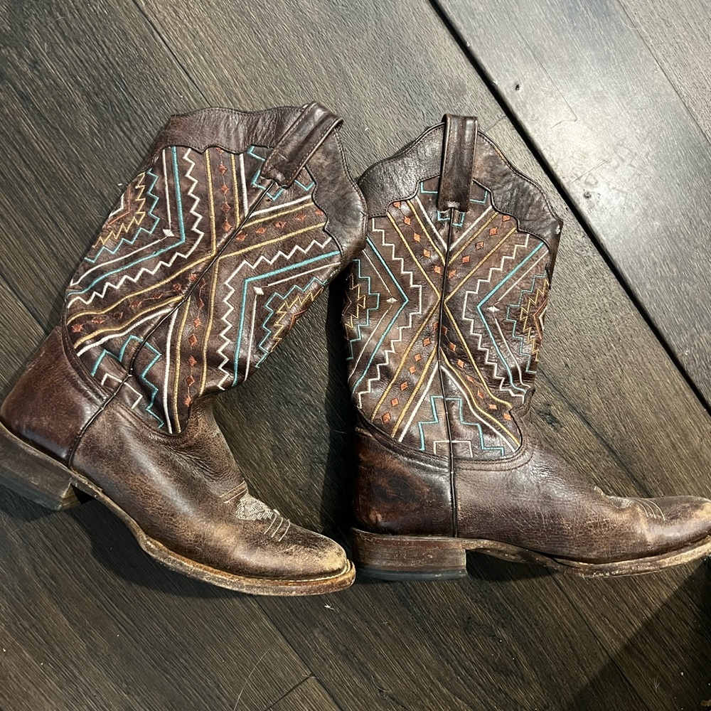 Roper square toe cowboy boots